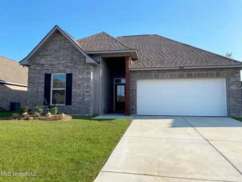 18081 Evergreen Dr, Gulfport, MS 39503
