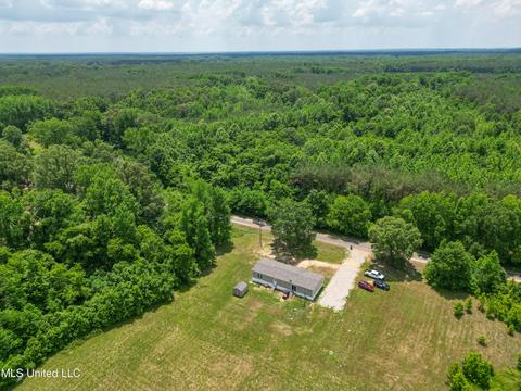 321 Mcclyde Rd, Como, MS 38619 photo 5