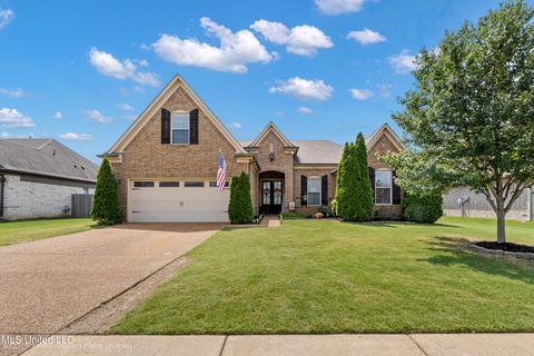 7167 Carriebrook Dr, Olive Branch, MS 38654