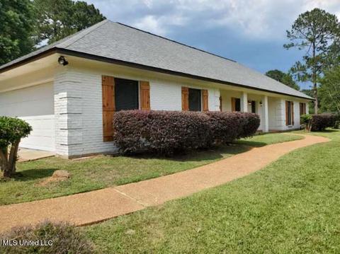 746 S Kathy Cir, Canton, MS 39046 photo 3