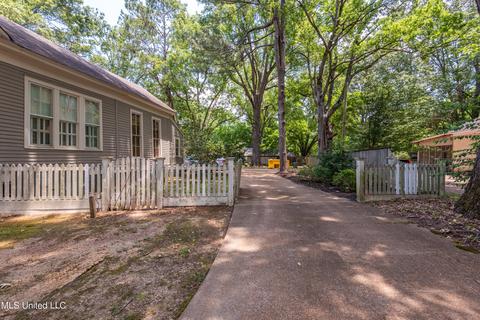 204 East St, Como, MS 38619 photo 4