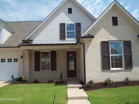9662 Kings Landing Dr, Olive Branch, MS 38654