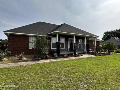 5100 Remington Rd, Moss Point, MS 39562