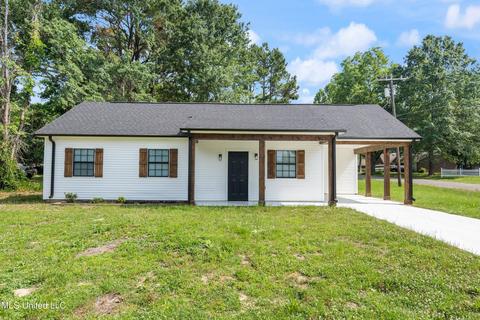 217 Ford St, Como, MS 38619 photo 2