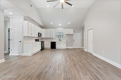 217 Ford St, Como, MS 38619 photo 8