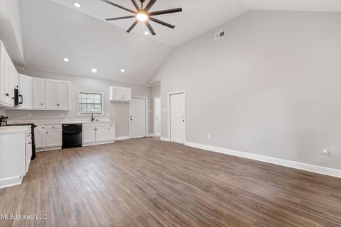 217 Ford St, Como, MS 38619 photo 7