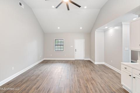 217 Ford St, Como, MS 38619 photo 9