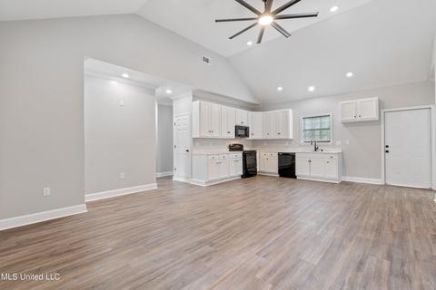 217 Ford St, Como, MS 38619 photo 6
