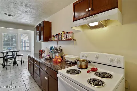 3231 Copperfield St, Jackson, MS 39209 photo 15