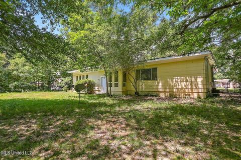 5866 Canton Park Dr, Jackson, MS 39211 photo 3