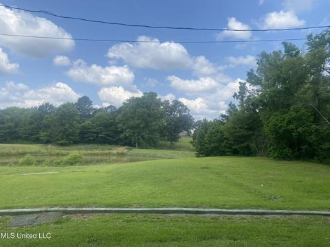 140 Sylvan Dr, Richland, MS 39218 photo 2