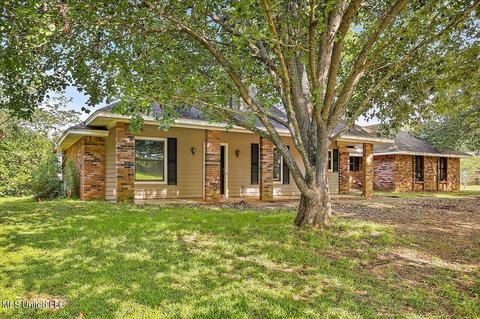 277 Sundown Trl, Jackson, MS 39212 photo 2