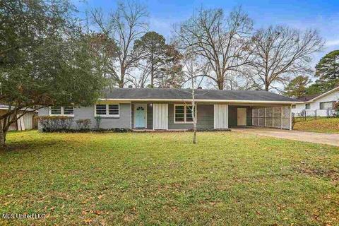 257 Valley Vista Dr, Jackson, MS 39211