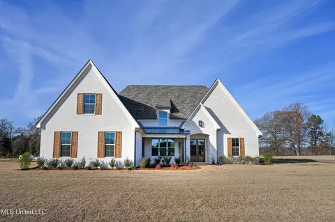 3367 Gresham Cv, Hernando, MS 38632