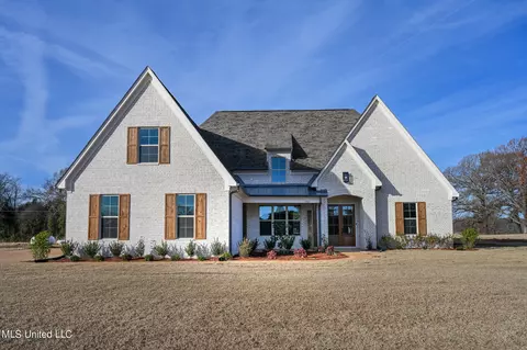 3367 Gresham Cv, Hernando, MS 38632 photo 2