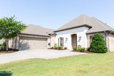 126 Grace Dr, Flowood, MS 39232