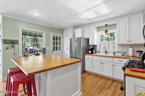 813 Brookwood Rd, Jackson, MS 39206 photo 11