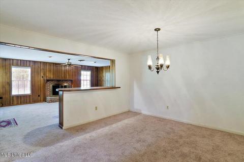 1449 Springdale Dr, Jackson, MS 39211 photo 13