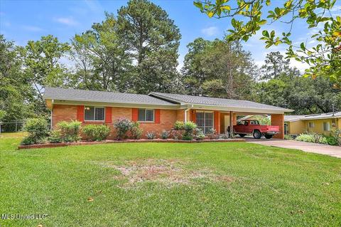 1449 Springdale Dr, Jackson, MS 39211 photo 4