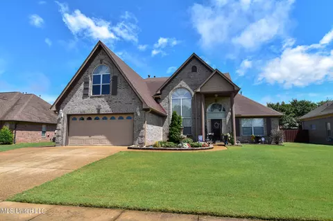 6282 Saddletrail Dr, Olive Branch, MS 38654