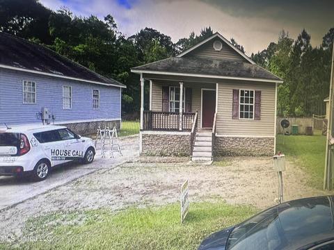 6981 W Greene St, Bay Saint Louis, MS 39520