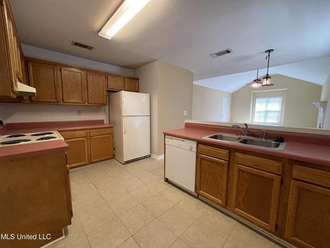 144 Eagle Dr, Brandon, MS 39047 photo 9