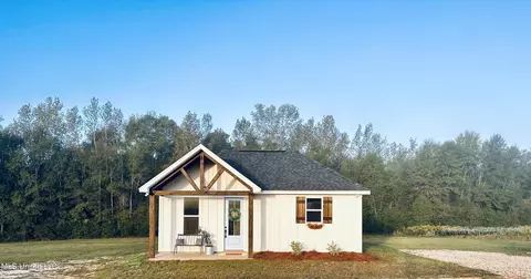 23 Theodore Dr, Poplarville, MS 39470