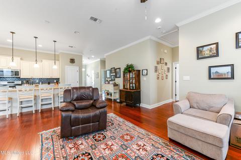 321 Fourth St, Long Beach, MS 39560 photo 5