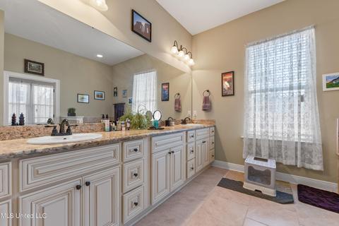 321 Fourth St, Long Beach, MS 39560 photo 13