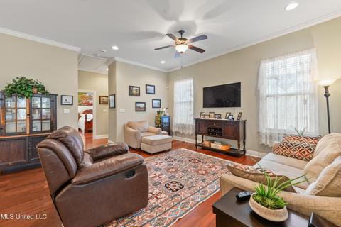 321 Fourth St, Long Beach, MS 39560 photo 6