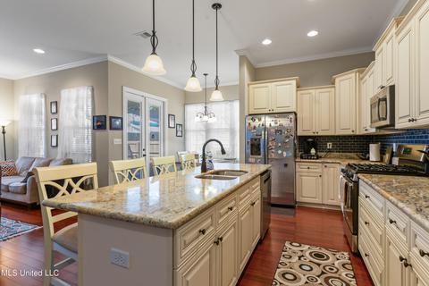 321 Fourth St, Long Beach, MS 39560 photo 8