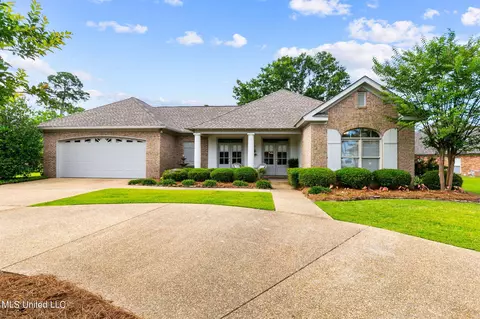 1417 Windrose Dr, Brandon, MS 39047