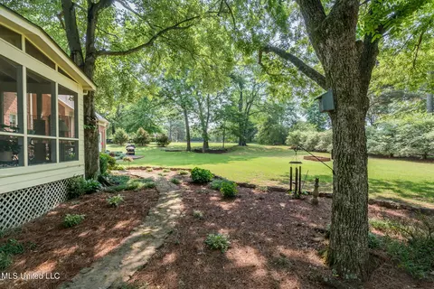 8065 Stateline Rd, Olive Branch, MS 38654 photo 37