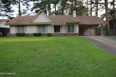 2323 Princess Pine Dr, Jackson, MS 39212