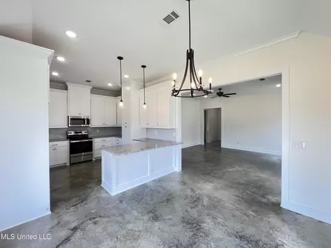173 Shelby Mae Cir, Brandon, MS 39042 photo 11