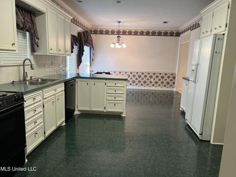111 Pavilion Dr, Brandon, MS 39042 photo 5