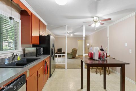 138 Pine Lane Circle Cir, Jackson, MS 39211 photo 8