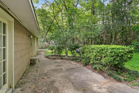 138 Pine Lane Circle Cir, Jackson, MS 39211 photo 7