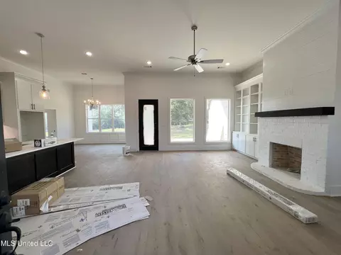 970 Mullican Rd, Florence, MS 39073 photo 7