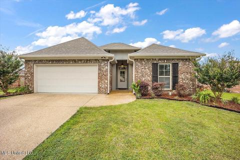 133 Beechwood Cir, Pearl, MS 39208