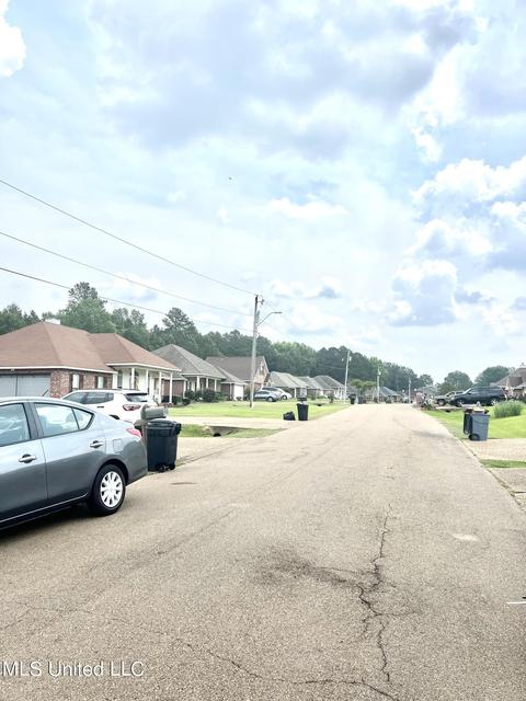 433 Hillandale Dr, Jackson, MS 39212 photo 18
