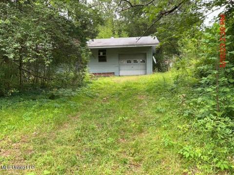5082 Lurline Dr, Jackson, MS 39204