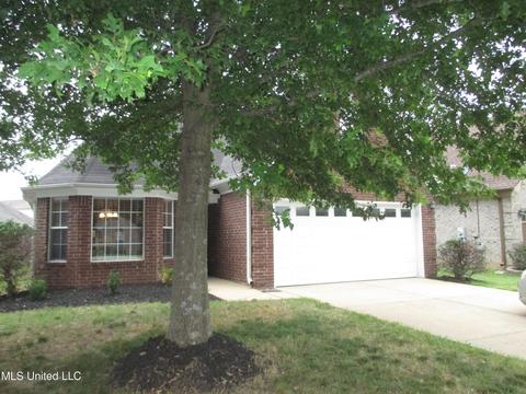 7193 Crape Myrtle Dr, Olive Branch, MS 38654 photo 2
