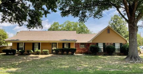 7230 Kingcrest Rd, Olive Branch, MS 38654