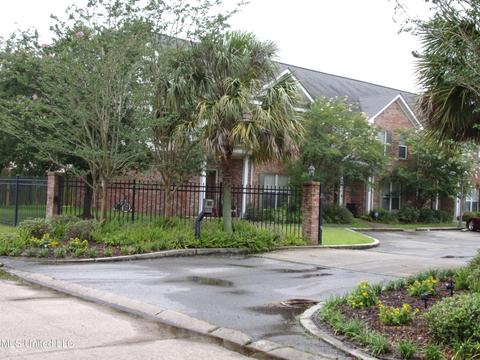 1805 Geerkin St #3, Pascagoula, MS 39581