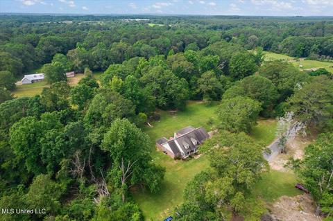 451 Garland Ponder Rd, Mendenhall, MS 39114