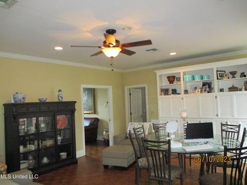 127 N Meadows Pl, Jackson, MS 39211 photo 11