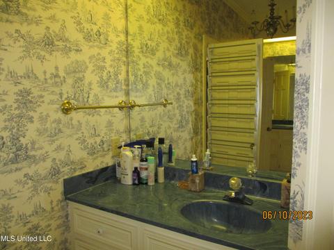 127 N Meadows Pl, Jackson, MS 39211 photo 35