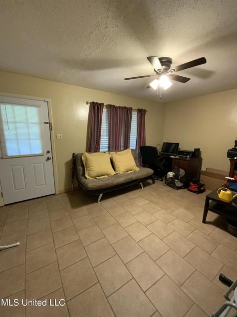 168 Hazelcrest Dr, Jackson, MS 39212 photo 6