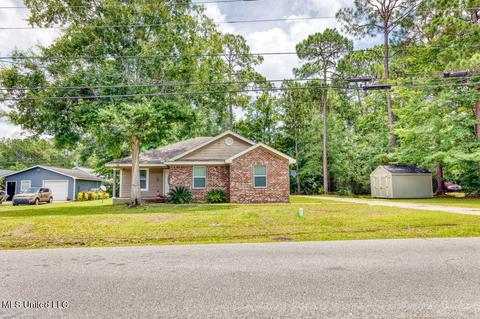 1800 Dolphin Dr, Gautier, MS 39553